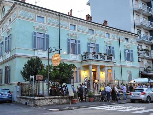 Vialla Cavalelri_1.jpg