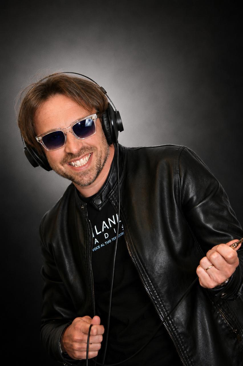 Animazione con Imland Radio, voice Delax
